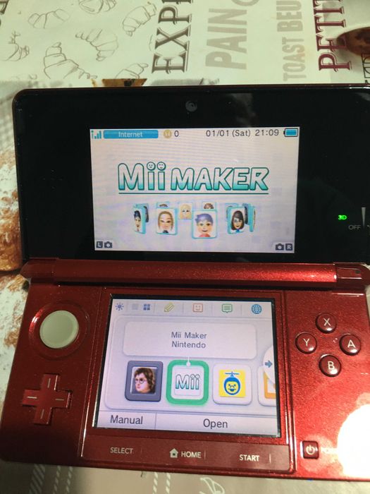 nintendo 3ds cu 3 jocuri