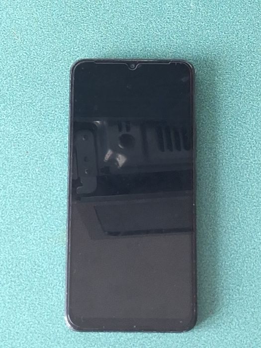Redmi 13C 256GB utilizat un an