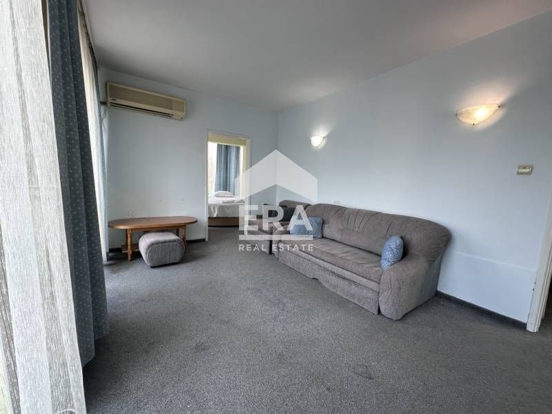 Продава се Хотел в Павликени - 1262 кв.м за 951 €/кв.м - Снимка #9