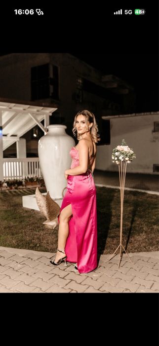 Rochie lunga roz