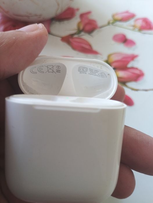 Aplle airpods 2 2019