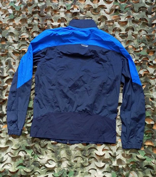 Куртка беговая ветровка