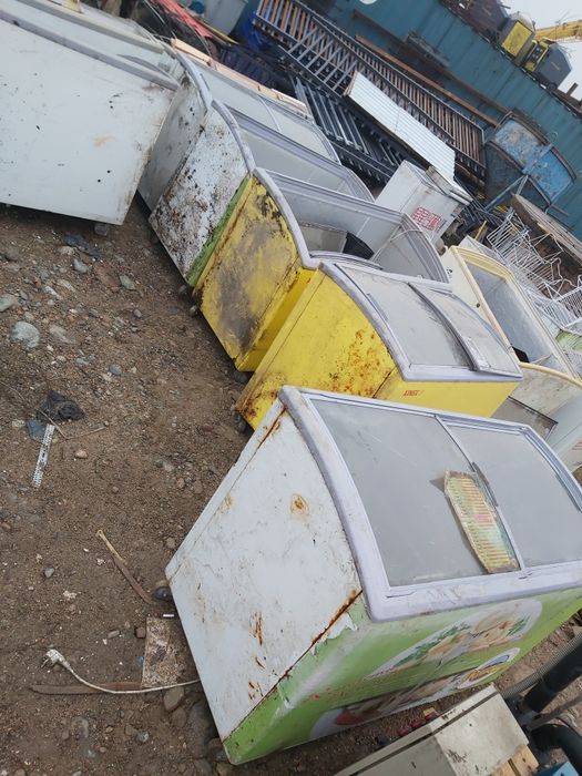 Продается  морозилник