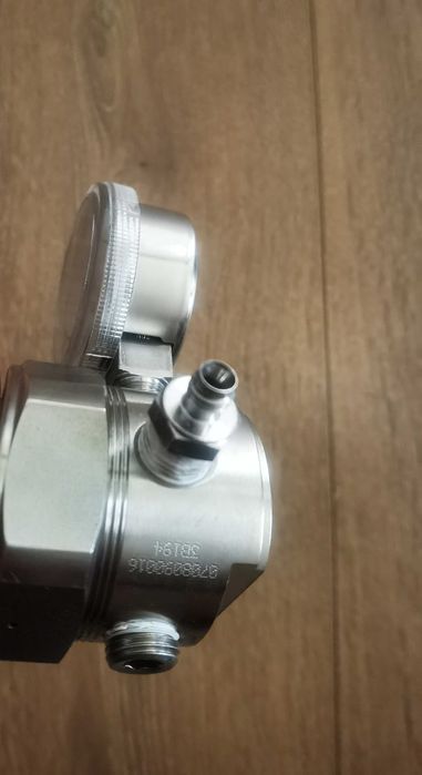 Manometru Wika 1 bar fabricat USA