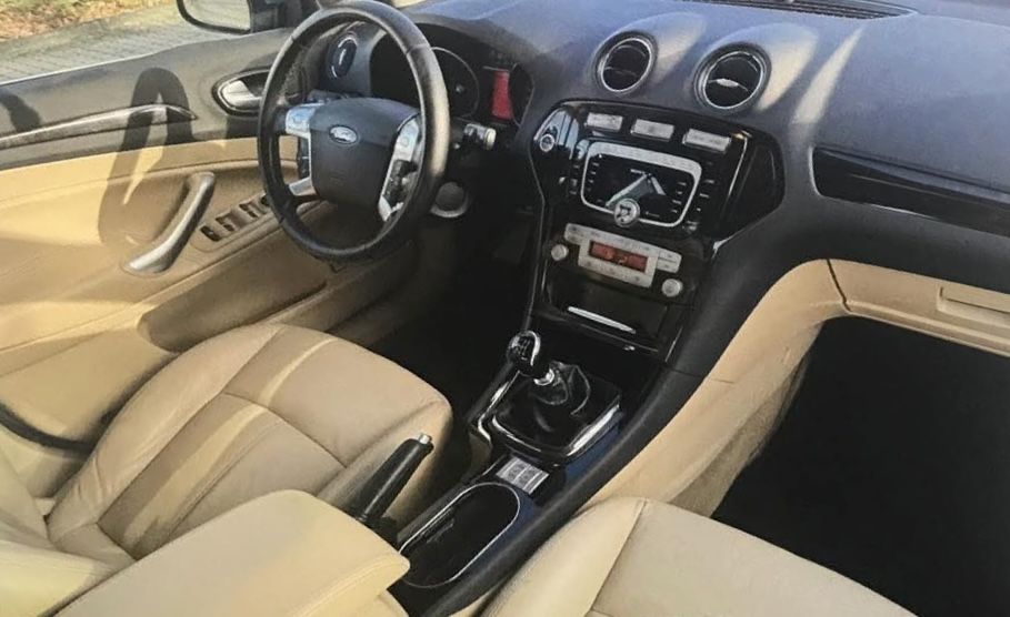 Ford Mondeo mk4 2.0 TDCI *Ghia*