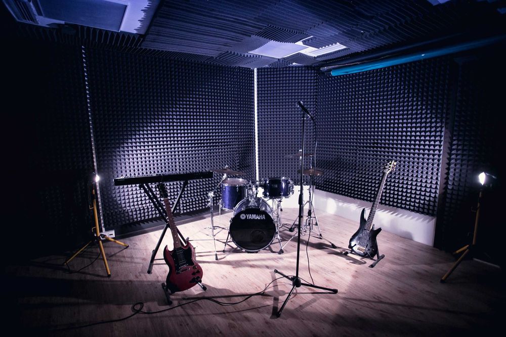 Объявление о наборе учеников в музыкальную студию