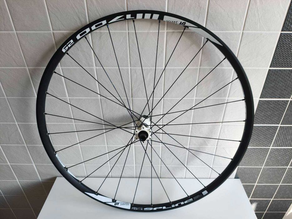 Roti MTB 29" DT Swiss M1700 Spline tubeless ready
