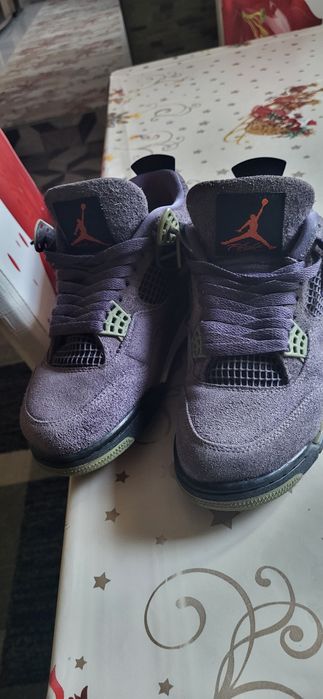 Jordan 4 retro canyon purple