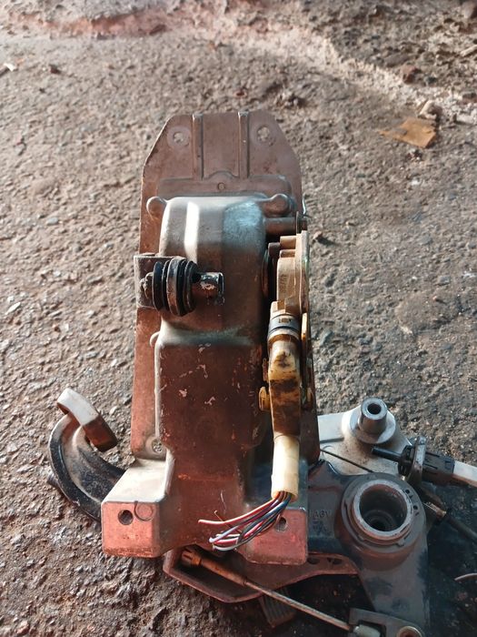 Кулиса АКПП Ауди 80 привозная