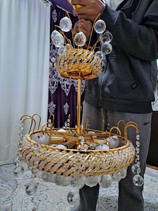 Продам люстра цена 15000тг