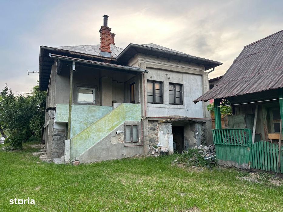 Casă de închiriat în Curtea de Argeș.