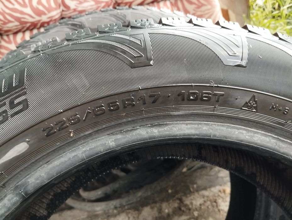 Продам зимние шины бу