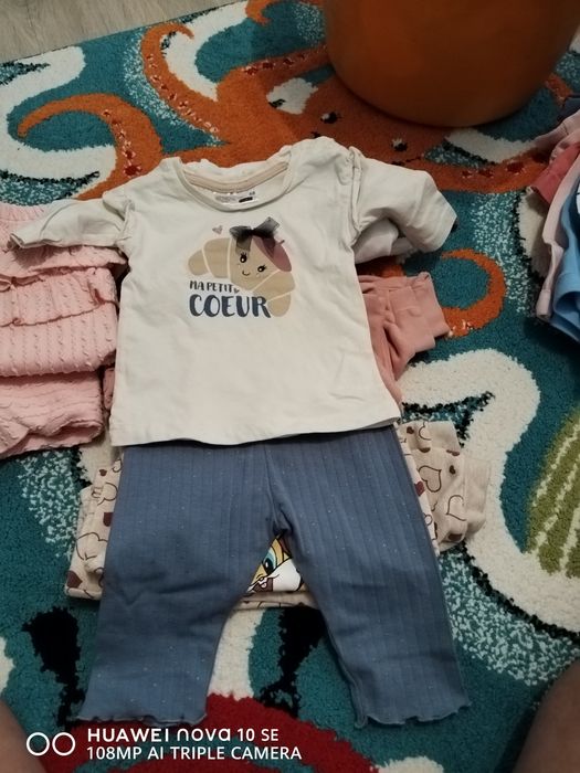 Дрешки за момиче