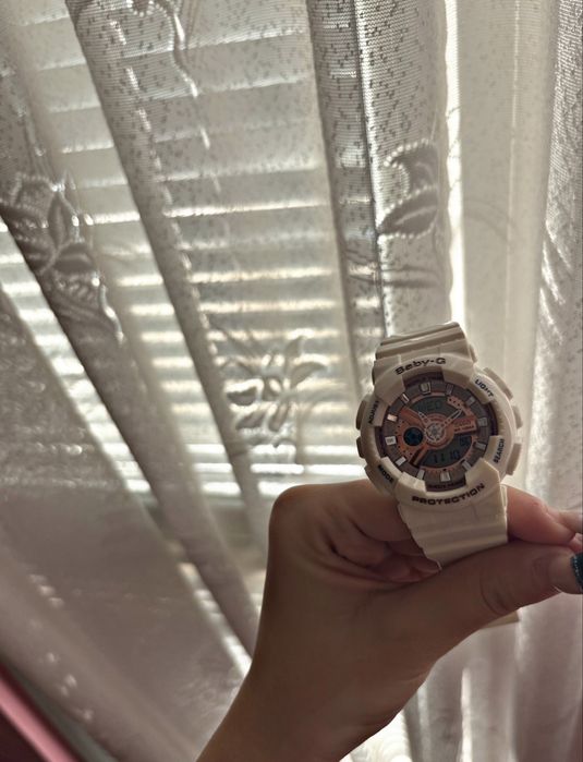 Часовник Baby G  Нов