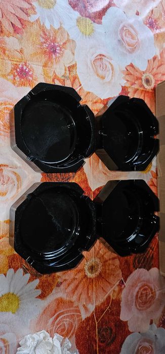 стъклени пепелници, свещници