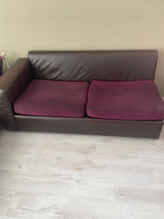 Разтегателен диван