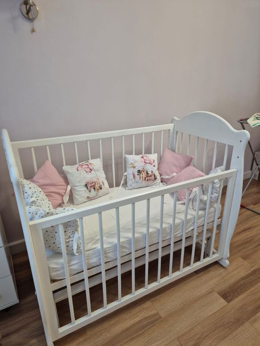 Детская кровать срочно 20 тыс с матрацом и подушками, в хор сост