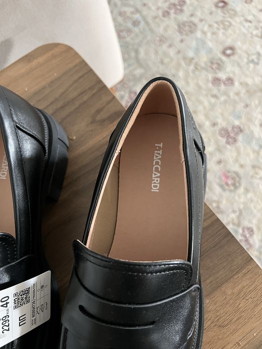 Лоферы новые (отдам почти даром )