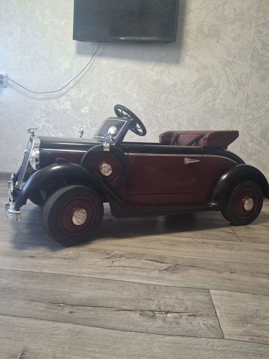 Электромобиль AUDI HORCH 24 V