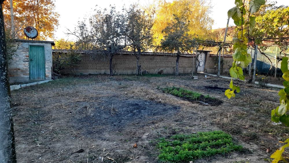 Продавам къща в с.Зимница