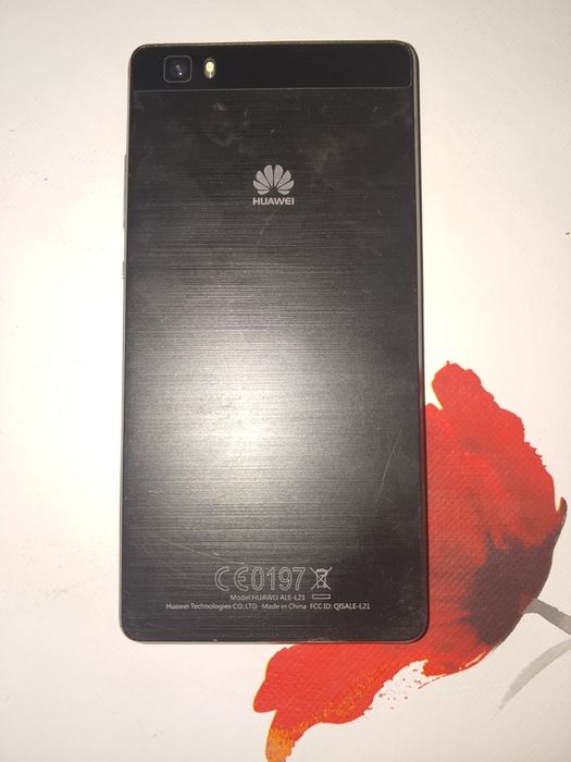 Telefon HUAWEI P8l lite