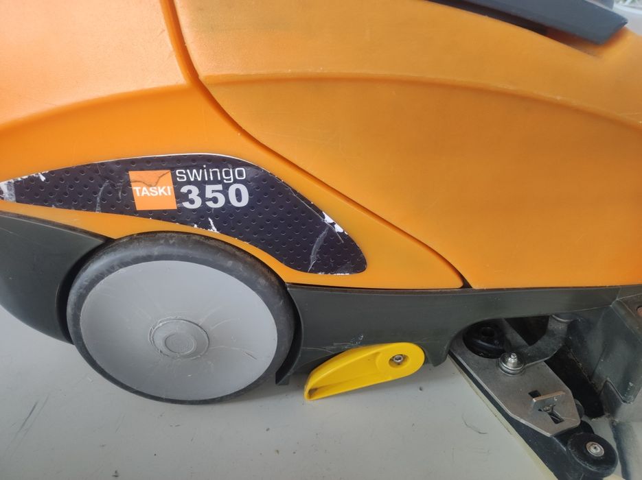 Masina spălat pardoseli Task swingo  350 E