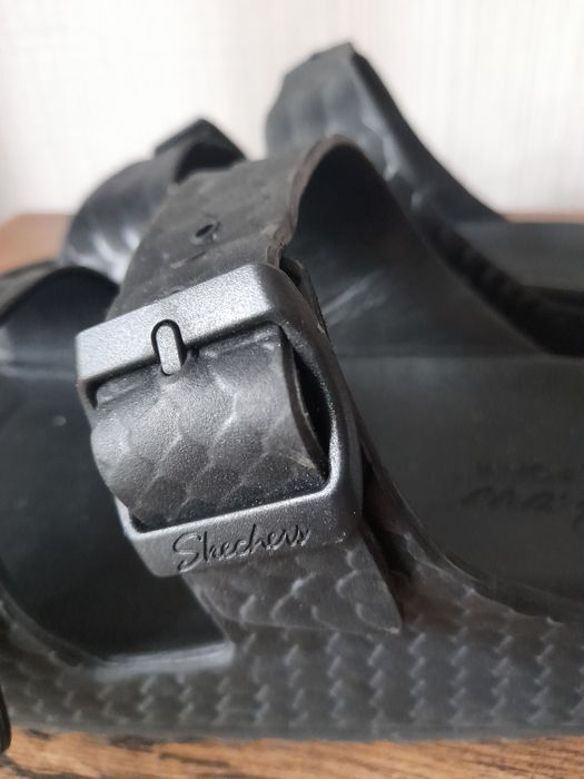 Skechers чехли 41 номер.