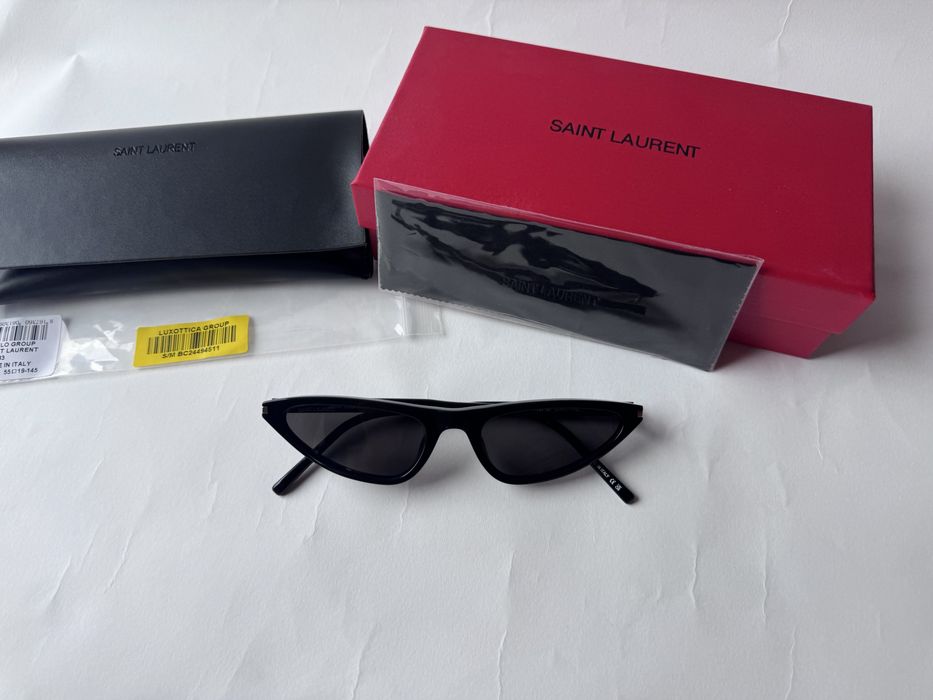 Ochelari de soare Yves Saint Laurent Cat-Eye SL703 55-19 145, Noi