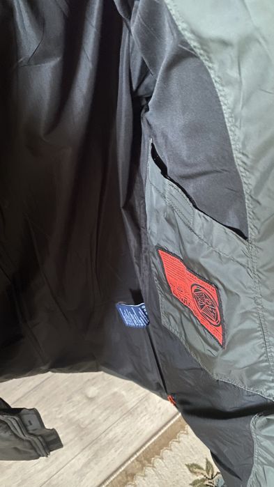 Продам зимнюю куртку