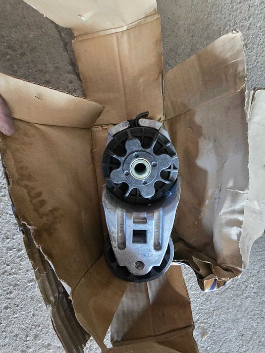 Intinzator curea ORIGINAL Komatsu 6732-62-4130 - NOU