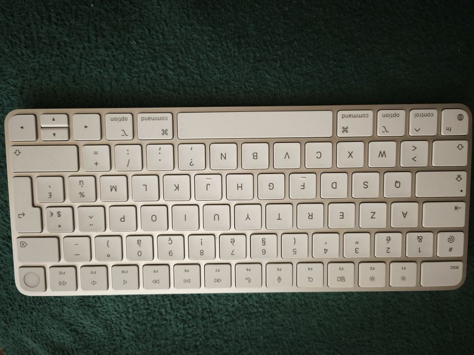 Tastatura Apple Magic Keyboard (2024), layout INT