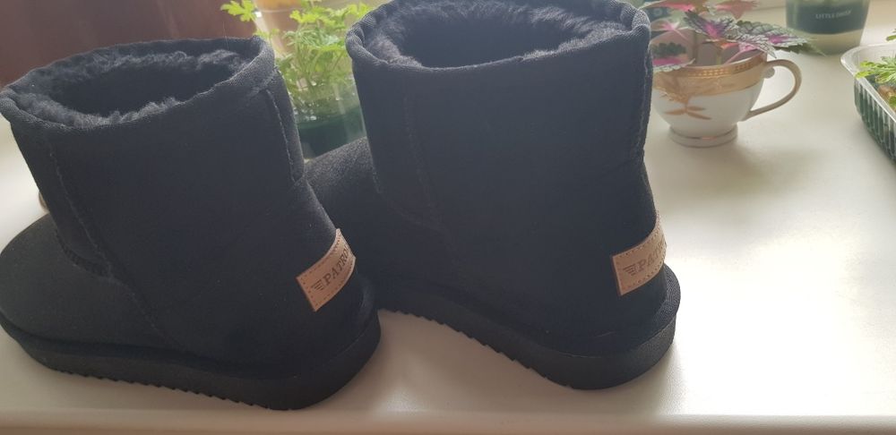 Угги чёрные на 38-39р