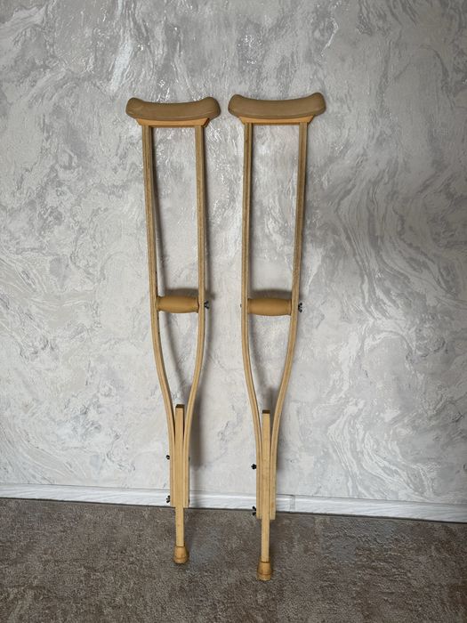 Продам костыли, б/у, в хорошем состоянии, цена 10тыс