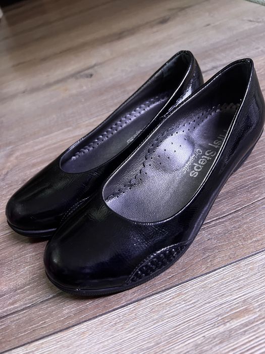 Черные праздничные туфли для девочки