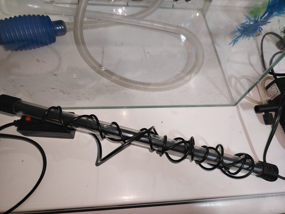 Продам аквариум со всем необходимым