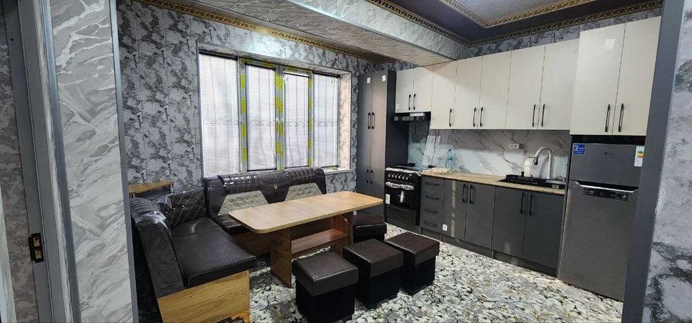 Фрунзиский KIUF 5 қаватда 2 хонали квартира ижарага берилади. ID: 1899