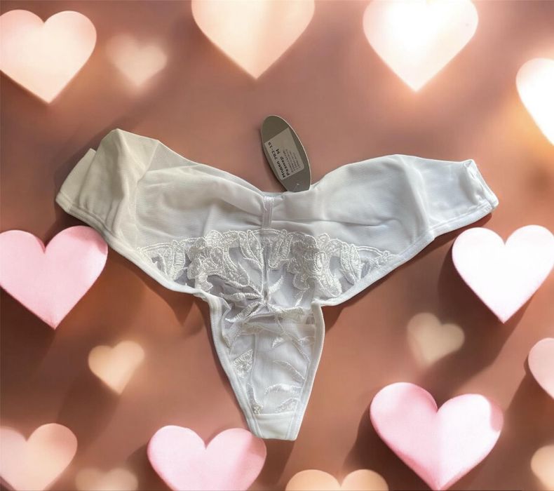 Бельо Дамско бельо