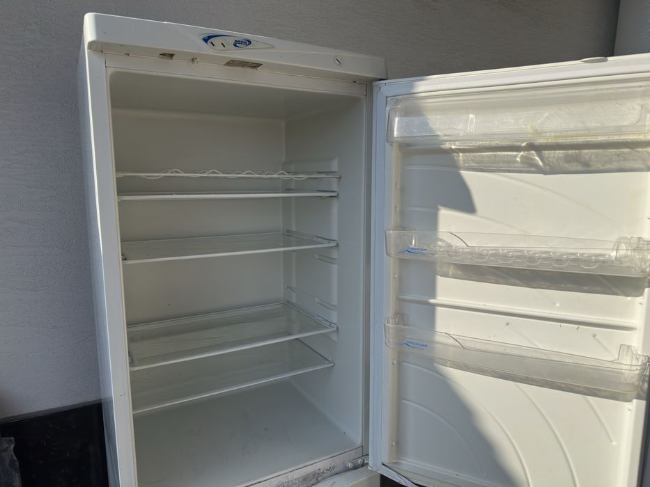 Продается холодильник