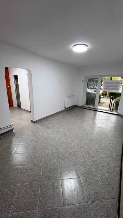 Direct proprietar, vand sau inchiriez spatiu comercial