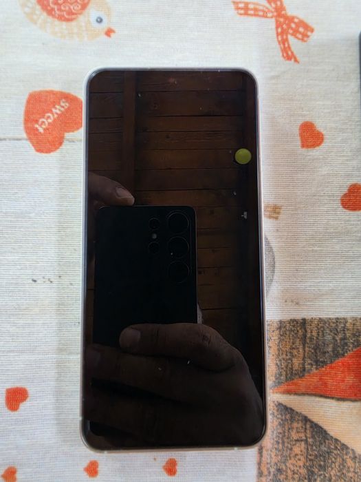 Samsung Galaxy S 24