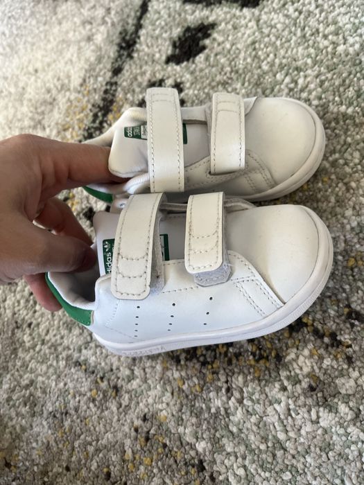 Papuci Adidas 21