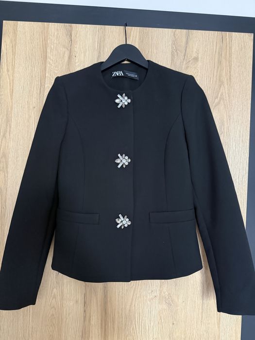 Черно елегантно сако Zara