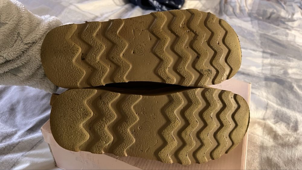 Cizme tip ugg Deezee 38