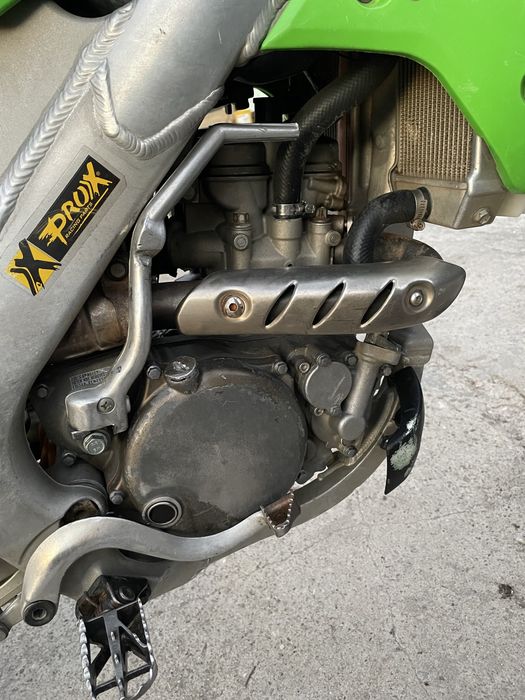 Kavasaki kxf 250 2009 în stare inpecabila are 60 de ore ssau schimb acept variante