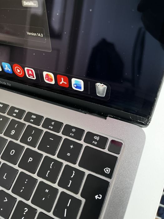 MacBook Air 13 inch 2018