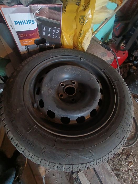 4 Бр. Почти нови Гуми с Джанти 5/112(205/60/16)