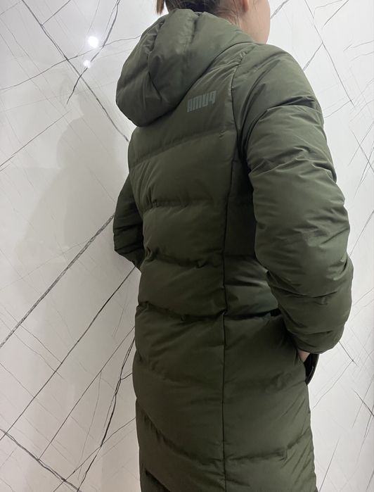 Продам пуховик puma