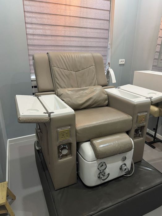 Кресло педикюрное