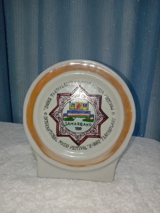 Статуэтикалар хаммаси 400 000 минга сотиладт