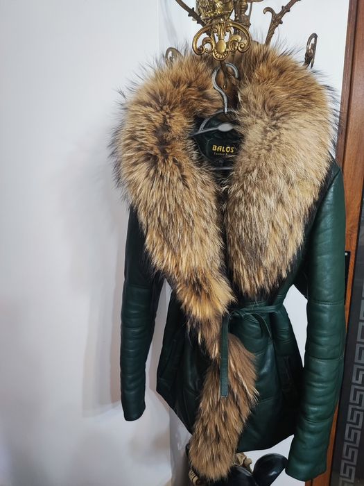 Лисица с качулка